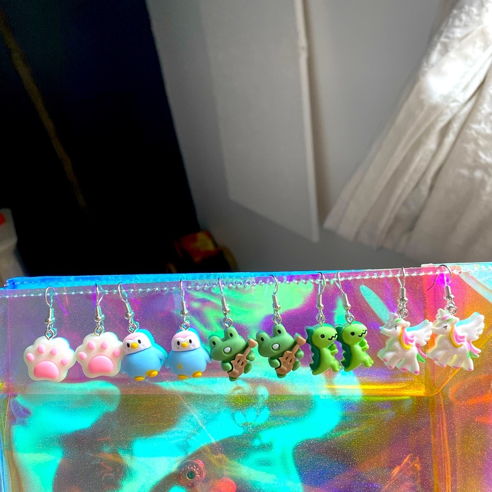 Cutest festival earrings